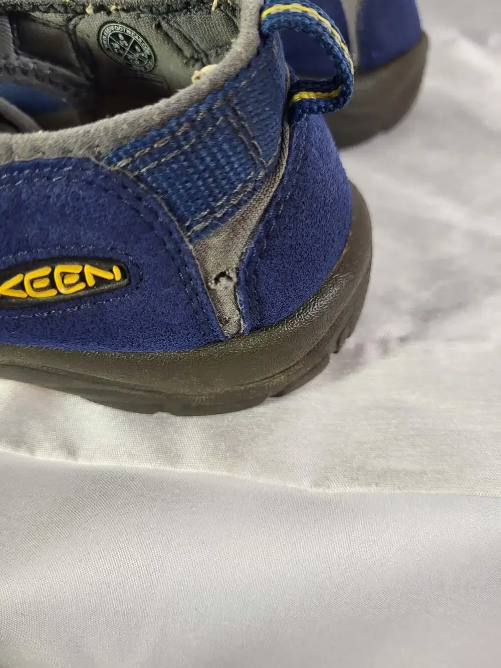 Keen Newport H2 Youth Size 6 Waterproof Sport Sandals Blue Gray